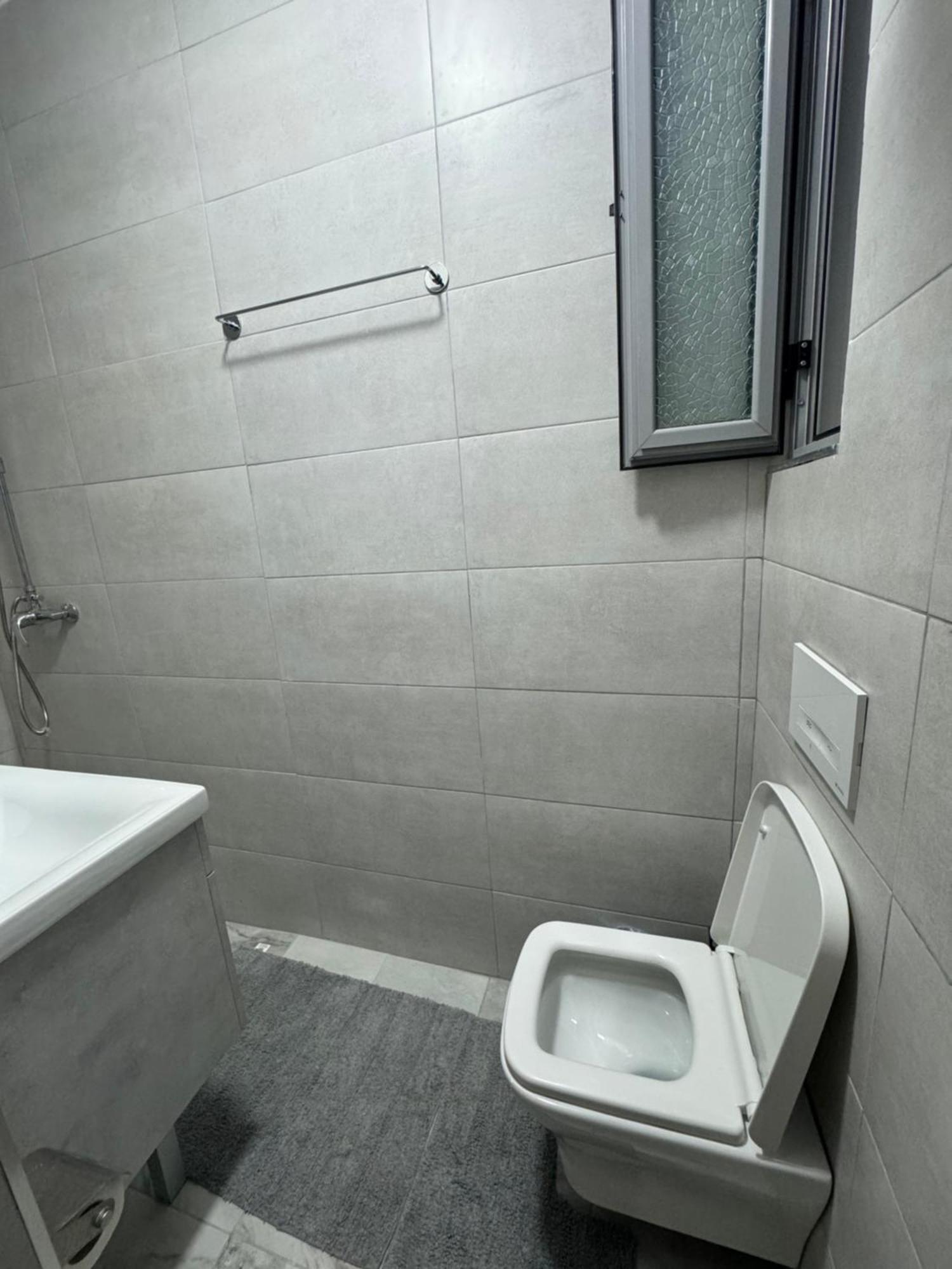 Adora Apartment ติรานา ภายนอก รูปภาพ